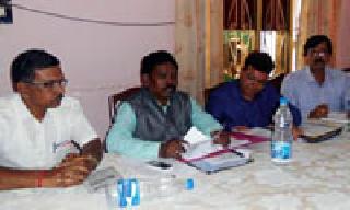 Wadasa-Gadchiroli railway route works in October | आॅक्टोबरमध्ये सुरू होणार वडसा- गडचिरोली रेल्वे मार्गाचे काम Wadasa-Gadchiroli railway route works in October | आॅक्टोबरमध्ये सुरू होणार वडसा- गडचिरोली रेल्वे मार्गाचे काम