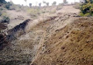 Waiting for cement construction | सिमेंट बांधांना मंजुरीची प्रतीक्षा Waiting for cement construction | सिमेंट बांधांना मंजुरीची प्रतीक्षा
