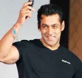 Salman was released on bail | सलमान जामीनावर सुटला
