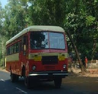 Establishments of 'Tension' losses to ST | एसटीला ‘टेन्शन’ तोट्यातील आगारांचे Establishments of 'Tension' losses to ST | एसटीला ‘टेन्शन’ तोट्यातील आगारांचे