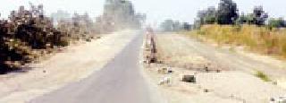 National Highway on the announcement | राष्ट्रीय महामार्ग घोषणेवरच National Highway on the announcement | राष्ट्रीय महामार्ग घोषणेवरच