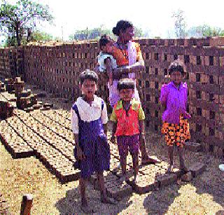 'Base' of out-of-school children | शालाबाह्य मुलांना शासनाचा ‘आधार’