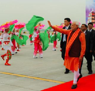 Prime Minister Narendra Modi's great welcome in China | पंतप्रधान नरेंद्र मोदींचे चीनमध्ये शानदार स्वागत