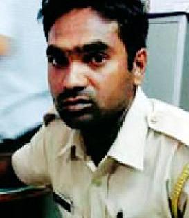 Police cadre of ACB | पोलीस शिपाई एसीबीच्या जाळ्यात Police cadre of ACB | पोलीस शिपाई एसीबीच्या जाळ्यात