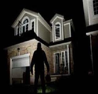 Vikhroli house burglar increased | विक्रोळीत घरफोड्या वाढल्या Vikhroli house burglar increased | विक्रोळीत घरफोड्या वाढल्या
