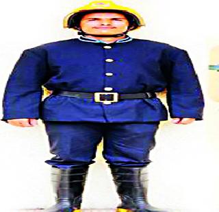 9 thousand people to buy uniforms of firefighters | अग्निशामक जवानाचा गणवेश खरेदी करणार ९ हजारांना 9 thousand people to buy uniforms of firefighters | अग्निशामक जवानाचा गणवेश खरेदी करणार ९ हजारांना