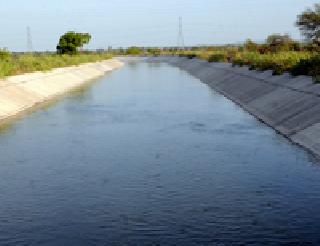 Only 12 percent of the area is irrigated in the district | जिल्ह्यात केवळ बारा टक्के क्षेत्र सिंचनाखाली