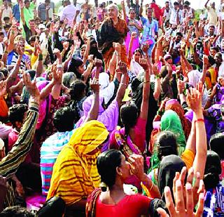 Medha Patkar's movement | मेधा पाटकर यांचे आंदोलन