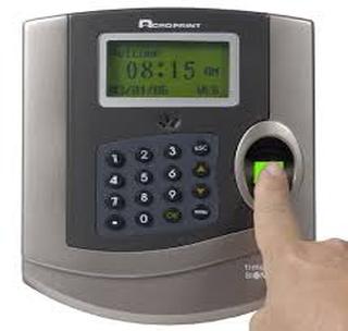 Biometric mechanism | बायोमेट्रिक यंत्रणेचा फज्जा Biometric mechanism | बायोमेट्रिक यंत्रणेचा फज्जा