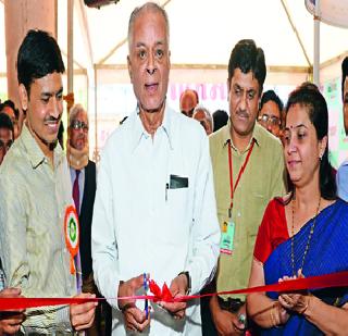 Youth power can be effective than nuclear power | अणुशक्तीपेक्षा युवाशक्ती प्रभावी ठरू शकते Youth power can be effective than nuclear power | अणुशक्तीपेक्षा युवाशक्ती प्रभावी ठरू शकते