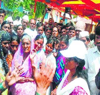 तुम्ही गाव दारूमुक्त करा; आम्ही हगणदरीमुक्त करतो
