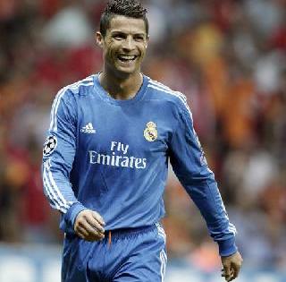 Kelly Urals as Towards The Rise - Cristiano Ronaldo | जोराची आली म्हणून केली लघुशंका - ख्रिस्तियानो रोनाल्डो