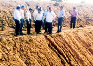 Farming work survey: | शेततळी कामाची पाहणी : Farming work survey: | शेततळी कामाची पाहणी :