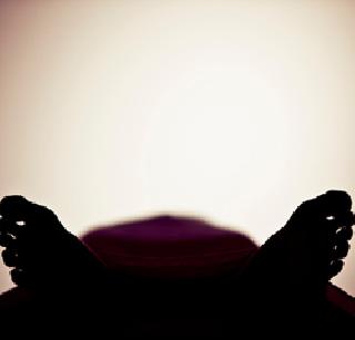 Finally, the dead body of 'He' will be lodged | अखेर ‘तो’ मृतदेह मायदेशी दाखल होणार Finally, the dead body of 'He' will be lodged | अखेर ‘तो’ मृतदेह मायदेशी दाखल होणार