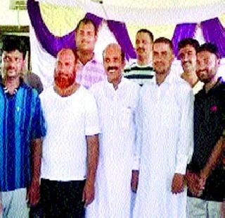 True Muslims who pay Namaz; A Perfect Yogi | नमाज अदा करणारा सच्चा मुसलमान; एक पक्का योगी True Muslims who pay Namaz; A Perfect Yogi | नमाज अदा करणारा सच्चा मुसलमान; एक पक्का योगी