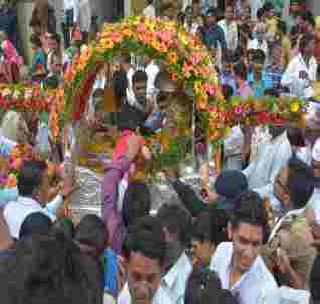 Yachi Dehi Yachi Eye, such a experience has been observed | याचि देही याचि डोळा, असा अनुभवला पालखी सोहळा Yachi Dehi Yachi Eye, such a experience has been observed | याचि देही याचि डोळा, असा अनुभवला पालखी सोहळा
