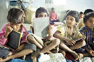 No one should be deprived of the child | एकही मूल वंचित राहू नये No one should be deprived of the child | एकही मूल वंचित राहू नये