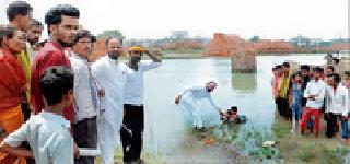 The magnificence of leaderagiri? | नेतेगिरी की चमकोगिरी ? The magnificence of leaderagiri? | नेतेगिरी की चमकोगिरी ?
