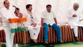 Teach a lesson to farmers who exploit them | शेतकऱ्यांची पिळवणूक करणाऱ्यांना धडा शिकवा Teach a lesson to farmers who exploit them | शेतकऱ्यांची पिळवणूक करणाऱ्यांना धडा शिकवा