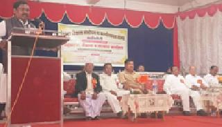 Play a vital role in the development of the district | जिल्हा विकासात मोलाची भूमिका बजावा Play a vital role in the development of the district | जिल्हा विकासात मोलाची भूमिका बजावा