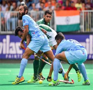 Jagjit plays amazingly; India in semi-finals | जगजितचा अफलातून खेळ; भारत उपांत्य फेरीत Jagjit plays amazingly; India in semi-finals | जगजितचा अफलातून खेळ; भारत उपांत्य फेरीत