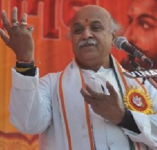 Lakhvi and Dawood should hang on to death - Togadia's optimism | लख्वी व दाऊदला मोदी फासावर लटकवतील - तोगडिया यांचा आशावाद