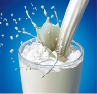 Increased prices of milk in Ramadan | रमजाननिमित्त भिवंडीत दुधाची भाववाढ Increased prices of milk in Ramadan | रमजाननिमित्त भिवंडीत दुधाची भाववाढ