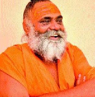 Sadhvi Trikalabhavantha can not afford time for bathing: Mahant Hariji Giri | साध्वी त्रिकालभवंता यांना स्नानासाठी वेळ देण्यास हरकत नाही : महंत हरिगिरीजी