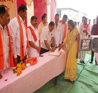Chairperson of the post of Chairman | बुधवतांनी स्वीकारला सभापती पदाचा पदभार