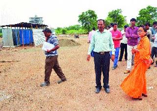 Lastly, Sadhvi Trikalbhavta got the place | ...अखेर साध्वी त्रिकालभवन्ता यांना मिळाली जागा Lastly, Sadhvi Trikalbhavta got the place | ...अखेर साध्वी त्रिकालभवन्ता यांना मिळाली जागा