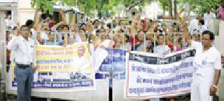 Opposition to giving security to the security jawans | सुरक्षा जवानांना शाळा देण्याला विरोध