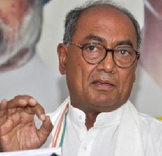 Babasaheb Purandar raises racial tension - Digvijay Singh | बाबासाहेब पुरंदरेंमुळे वाढला जातीय तणाव - दिग्विजय सिंह