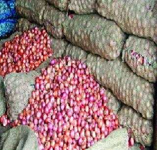 Increase in onion, okra and guar | कांदा, भेंडी, गवारच्या भावात वाढ Increase in onion, okra and guar | कांदा, भेंडी, गवारच्या भावात वाढ