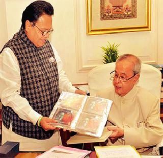 The desire to visit President Pranab Mukherjee's 'inspiration site' | राष्ट्रपती प्रणव मुखर्जी यांची ‘प्रेरणा स्थळा’ला भेट देण्याची इच्छा