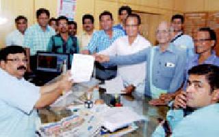Announce caste census figures: request to CM | जातीय जनगणनेचे आकडे घोषित करा : मुख्यमंत्र्यांना निवेदन Announce caste census figures: request to CM | जातीय जनगणनेचे आकडे घोषित करा : मुख्यमंत्र्यांना निवेदन