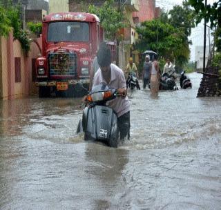 Akola rainy in the district | अकोला जिल्ह्यात अतिवृष्टी