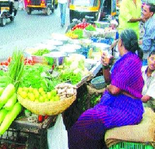 Finally, the survey of hawkers started in Bhinder | अखेर फेरीवाल्यांच्या सर्वेक्षणाची भार्इंदरमध्ये सुरुवात