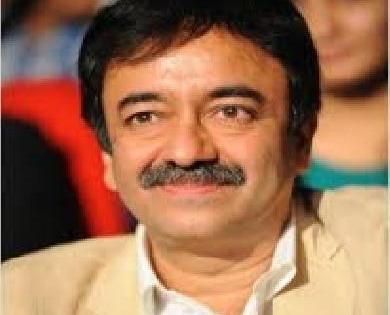 Director Rajkumar Hirani injured in the accident | दिग्दर्शक राजकुमार हिरानी अपघातात जखमी