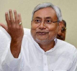 How many times a single chicken will halal - Nitish Kumar's attack on Modi | एकच कोंबडी किती वेळा हलाल करणार - मोदींवर नितिश कुमारांचा हल्ला