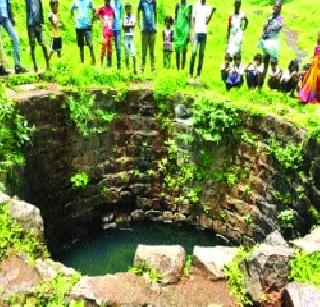 Hail still deprived of development | गारमाळ अद्यापही विकासापासून वंचित
