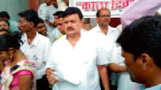 विनाअनुदानित शिक्षकांनी पाळला ‘काळा दिन’