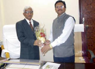 Let's try to reduce the gap in educational disparity: Kalyankar | शैक्षणिक विषमतेची दरी कमी करण्यासाठी प्रयत्न करू- कल्याणकर Let's try to reduce the gap in educational disparity: Kalyankar | शैक्षणिक विषमतेची दरी कमी करण्यासाठी प्रयत्न करू- कल्याणकर