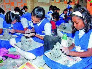 Shadmati Ganesh idol workshop at Sinnar | सिन्नर येथे शाडूमाती गणेशमूर्ती कार्यशाळा