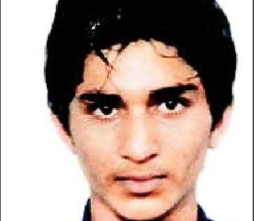 Life imprisoned for raping a three-year-old girl and raping a murderer | तीन वर्षाच्या मुलीवर बलात्कार करून खून करणा-याला जन्मठेप