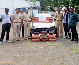 Half of the biscuits seized | पोळ्यासाठी आलेला दारूसाठा जप्त