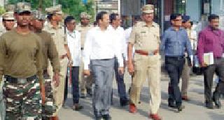 Collector, SP | कलेक्टर, एसपींकडून दिग्रसचा आढावा Collector, SP | कलेक्टर, एसपींकडून दिग्रसचा आढावा