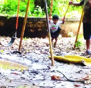 Mahatma Gandhi Garden Clubs | महात्मा गांधी उद्यानाचा खेळखंडोबा Mahatma Gandhi Garden Clubs | महात्मा गांधी उद्यानाचा खेळखंडोबा