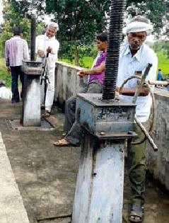 Attack on farmers' hail to water | पाण्यासाठी शेतकऱ्यांचा नहरावर हल्लाबोल