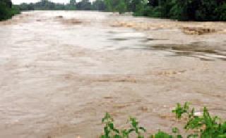 All the four talukas were overwhelmed by the stormy rain | चारही तालुक्यांना वादळी पावसाने झोडपले