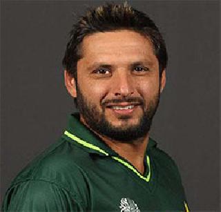 Do not bow to India: Afridi | भारतापुढे नतमस्तक होऊ नका : आफ्रिदी